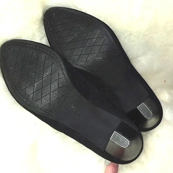 Chic, Very Chic! - Picture 6 of 10